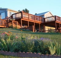 Sawin' Logs Bed  Breakfast