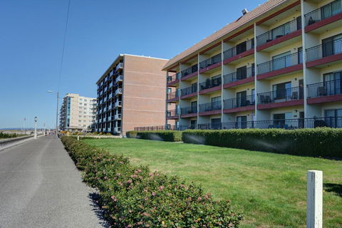 Seaside Beach Club 106 - Click Find 1