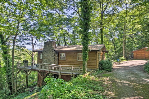 Secluded 'Mountain Home' 12 Mi. To Tsali Area - Click Find 1