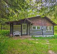 Secluded Family Cabin Less Than 1Mi to Lake Michigan