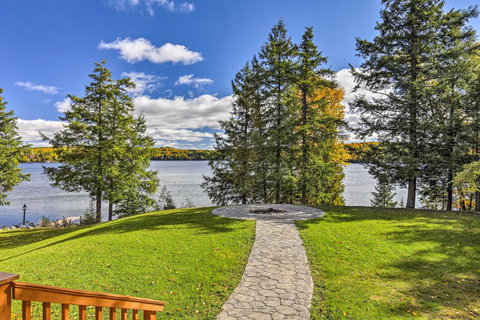 Secluded Lake Cottage With Private Dock&Serene Views - Bet 4u 2
