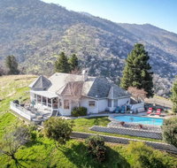 Sequoia Ridgetop Home - Breathtaking Views Pool