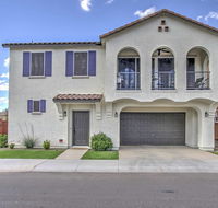 Serene Gilbert Home - Walk to Pool 5 Mi to SanTan