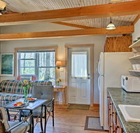 Serene Robbinsville Cabin with Screened Porch and Grill