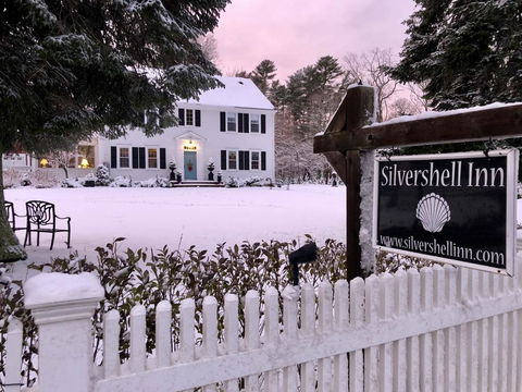Silvershell Inn - Click Find 2