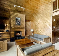 Ski  Golf Chalet 26