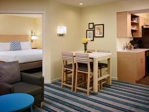 Sonesta ES Suites Atlanta - Perimeter Center North - Click Find 1
