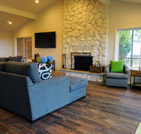 Spacious Family Home Henrys Hideout
