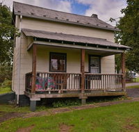 Sportsmans Cottage