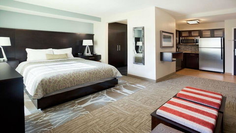 Staybridge Suites - Sioux City Southeast - Bridge Guide 2