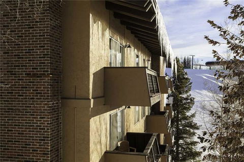 Storm Meadows East Slopeside - SE076 - Click Find 2