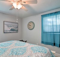 Sunny Retreat w/ Patio 2 Mi to Madeira Beach