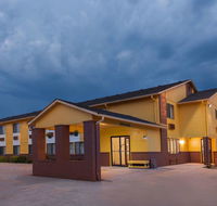 Super 8 by Wyndham Anamosa IA