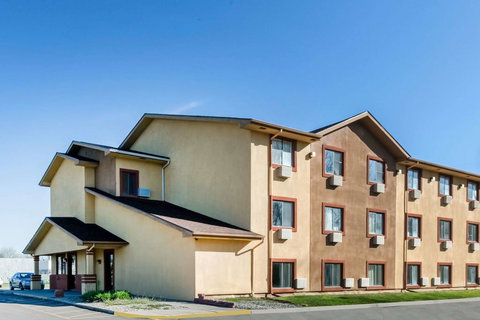 Super 8 By Wyndham Flint Township Miller Rd/Bishop Airport - Bet 4u 0