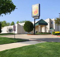 Super 8 by Wyndham Garland/Rowlett/East Dallas area
