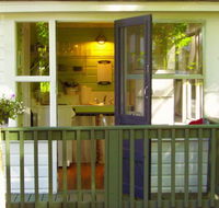 The Conway Lake Cottage 12