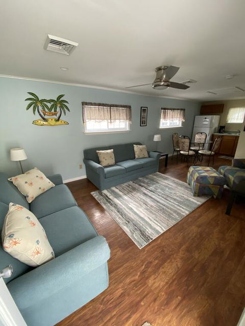 The Cozy Cottage House - Bet 4u 2