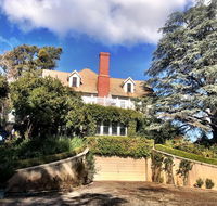 The Inn on Knowles Hill Bed  Breakfast Hotel