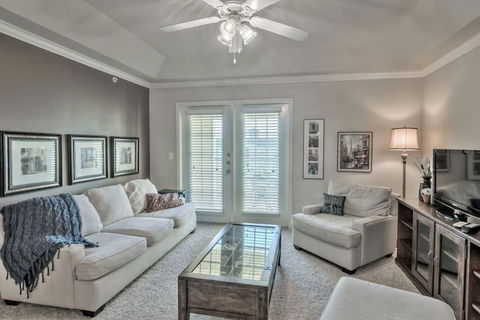 Tulsa Apartment Near Cancer Center - Click Find 0