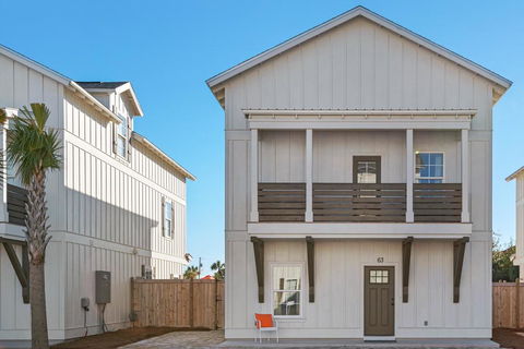 Twist Of Lime - 63 Sundance Ct - 6BR 6.5BA - (20) - Click Find 1
