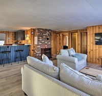 Updated Bristol Lakehouse with Kayaks Beach Access