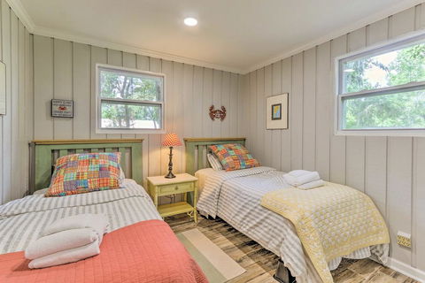 Updated Home, Less Than 1 Mile To Old Town Bluffton! - Bet 4u 3