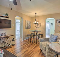 Updated Pet-Friendly Home Walk to Dtwn Littleton