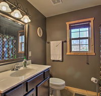 Updated Rural Retreat in New Haven Near Vineyards