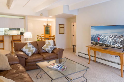 Villa Cortina - Click Find 2