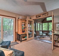 Waterfront Cottage on Lake Hartwell with Deck and Dock
