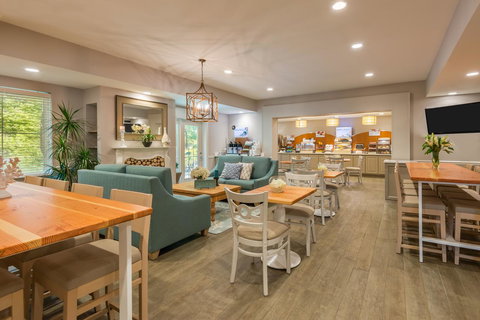 Holiday Inn Express Fairhope - Point Clear - Bet 4u 15