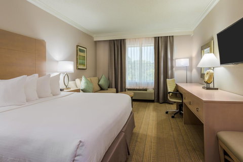 Holiday Inn Express Fairhope - Point Clear - Bet 4u 6