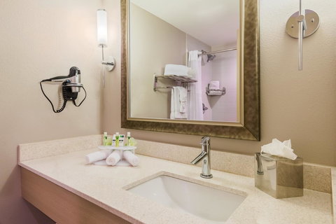 Holiday Inn Express Fairhope - Point Clear - Bet 4u 1