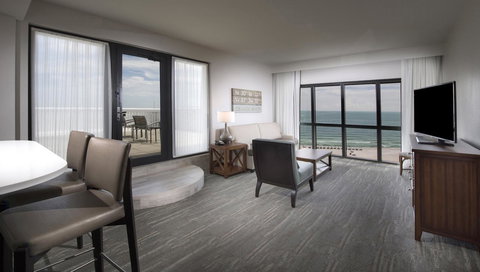 The Island House Hotel A Doubletree By Hilton - Bet 4u 4