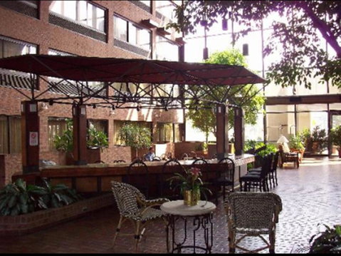 Ashbury Hotel & Suites - Mobile - Click Find 31