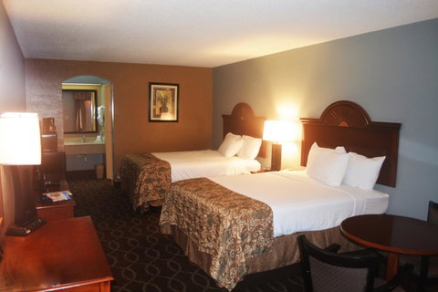Baymont By Wyndham Mobile/Tillmans Corner - Click Find 40