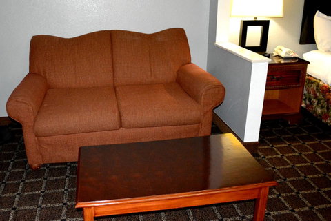 Baymont By Wyndham Mobile/Tillmans Corner - Click Find 14