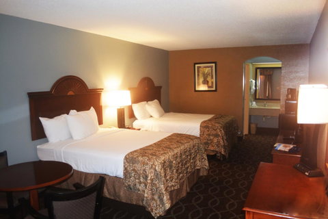 Baymont By Wyndham Mobile/Tillmans Corner - Click Find 21