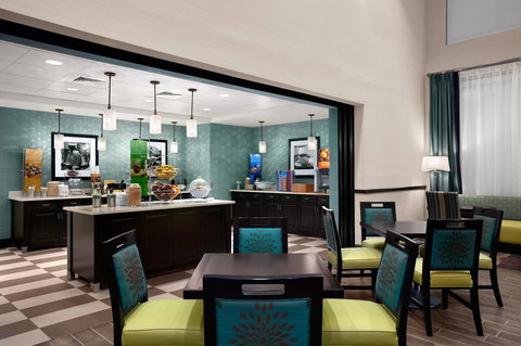 Hampton Inn & Suites - Research Park/Huntsville - Bet 4u 20