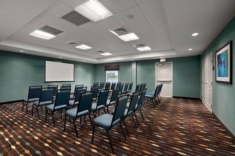 Hampton Inn & Suites - Research Park/Huntsville - Bet 4u 24