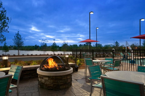 Hampton Inn & Suites - Research Park/Huntsville - Bet 4u 30