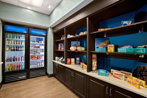 Hampton Inn & Suites - Research Park/Huntsville - Bet 4u 22