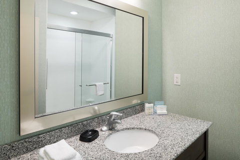 Hampton Inn & Suites - Research Park/Huntsville - Bet 4u 11