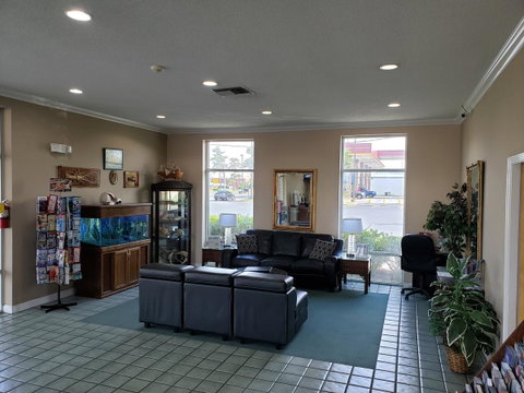 Americas Best Value Inn & Suites-Foley - Click Find 12