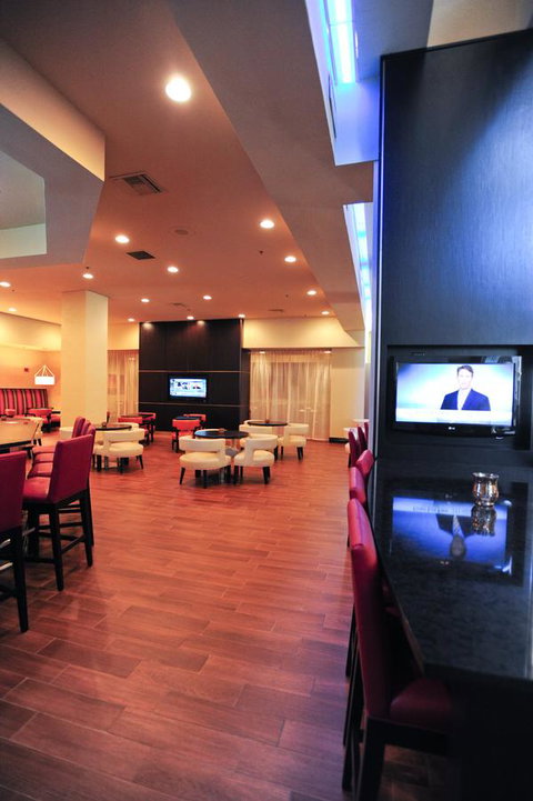 Mobile Marriott - Click Find 25