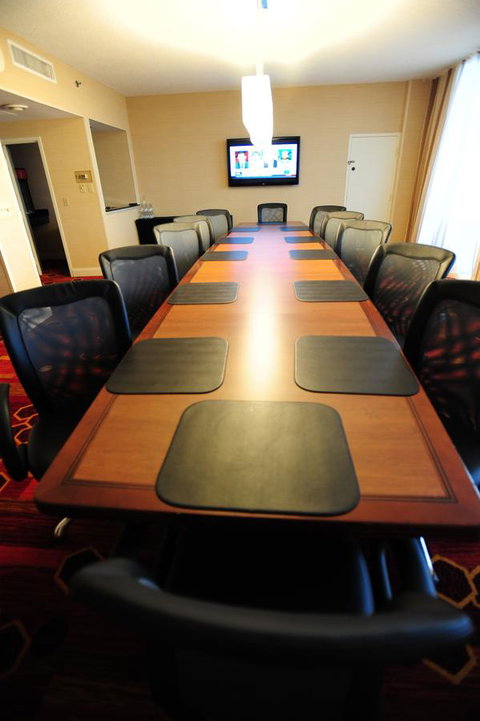 Mobile Marriott - Click Find 24
