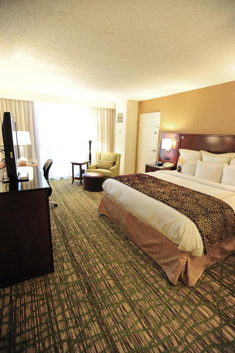 Mobile Marriott - Click Find 16