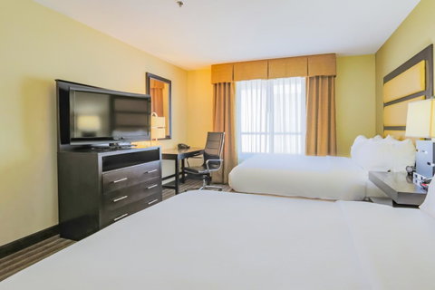 Holiday Inn Mobile Airport - Click Find 24