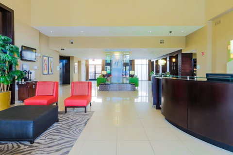 Holiday Inn Mobile Airport - Click Find 31