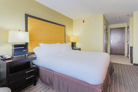 Holiday Inn Mobile Airport - Click Find 11